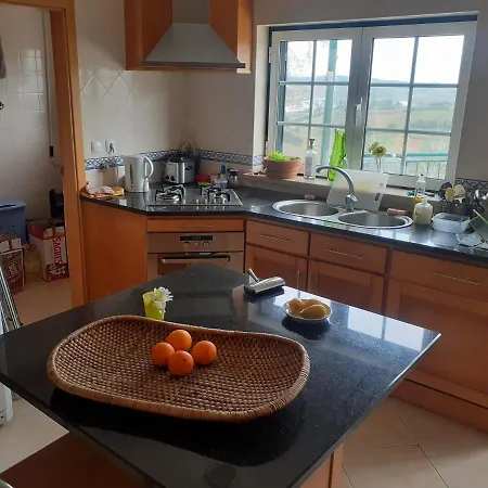 Cozy Near Obidos With Private Swimming Pool וילה